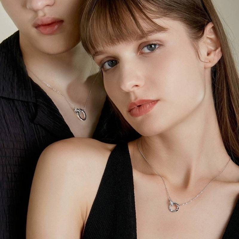 Interlocking Circle Matching Necklaces - Image 2