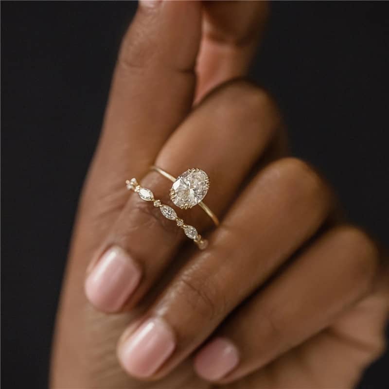 Oval Cut Engagement Ring Set